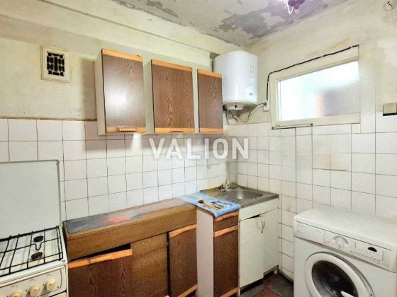 Продаж 3кім. квартири під ремонт, вул. Липківського, метро Вокзальна Киев