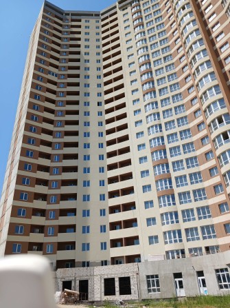 Продам 2 кімнатну квартиру 68 м в новобудові - фото 1