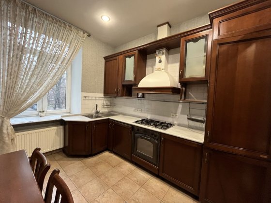 Продаж 3-кім. вул.Довнар-Запольського Митрофана 2/20 Киев