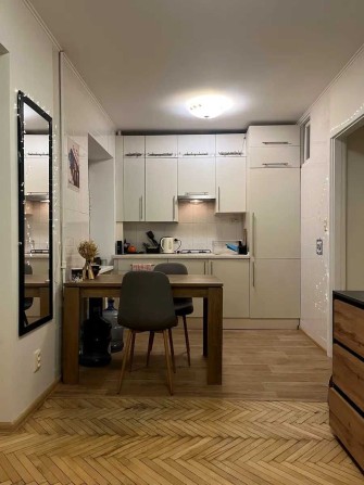 Продаж 1к квартири Тбіліський пров. 10 35кв.м КПІ метро Шевченківський - фото 1