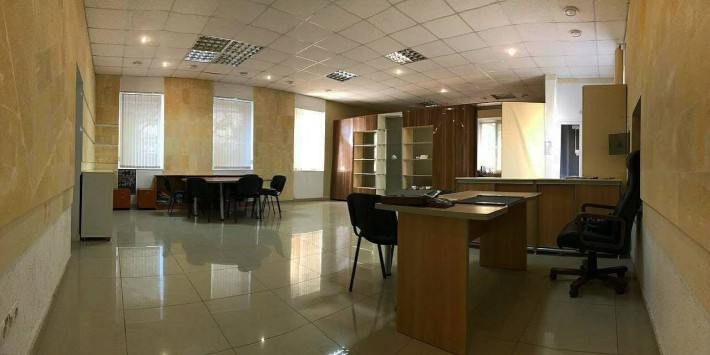 Продаж одноповерхової будівлі (249,8 кв. м.) в Бердичеві - фото 1