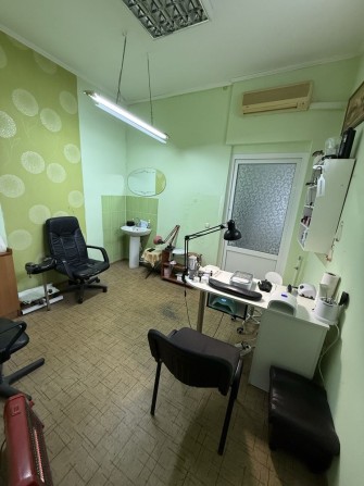 Продам помещение под бизнес возле центрального рынка - фото 1