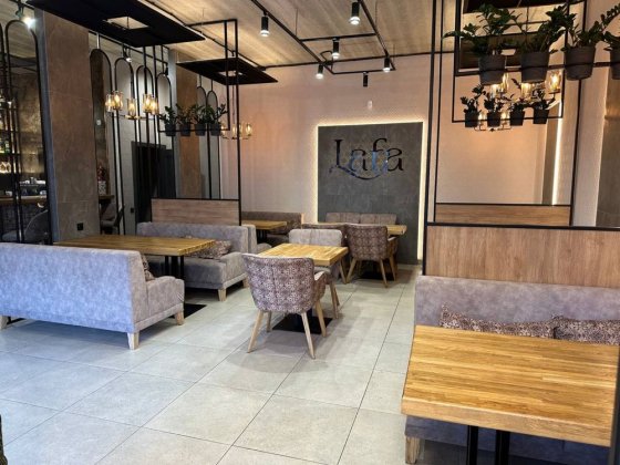 Продаж двох закладів у Бердичеві Бердичев