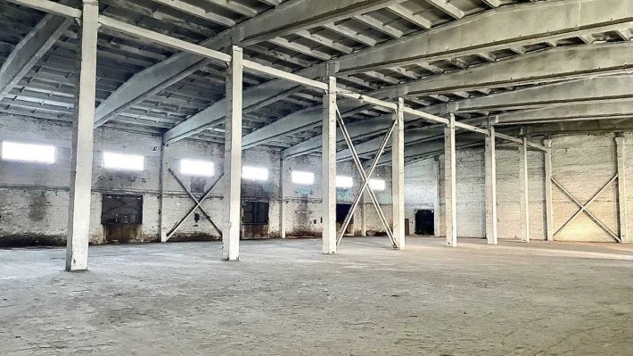 Виробничо-складський комплекс 10 560 м2, Тернопільська обл, Борщів - фото 1