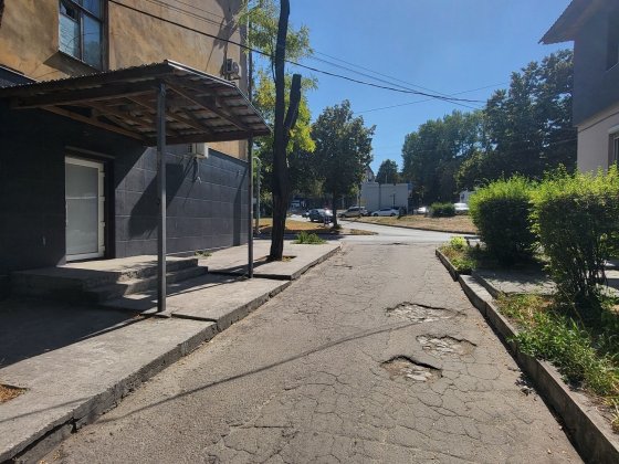 Продам коммерческое помещение с ремонтом. Цент.