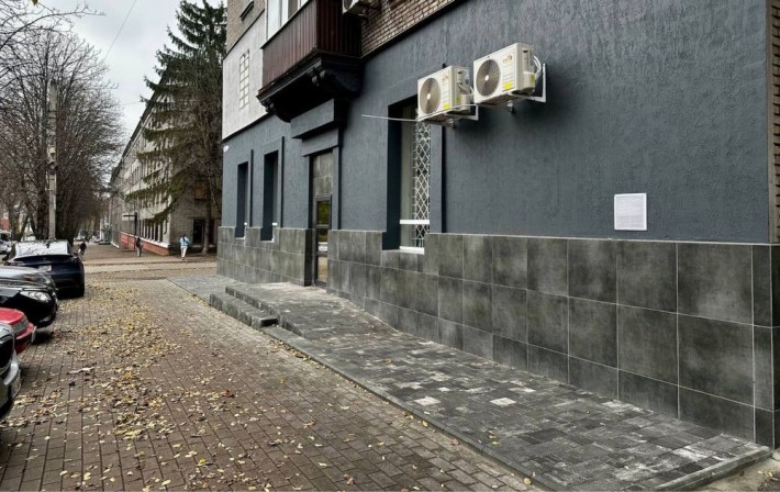 Продам приміщення в центрі - фото 1