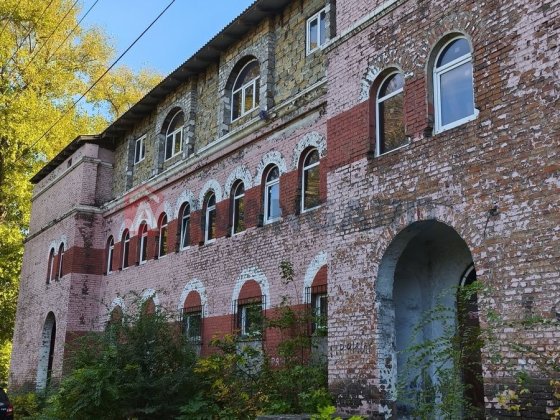 Продам комерційну нерухомість район центру міста Кам'янське Кам'янське