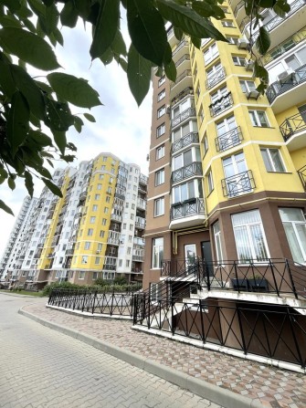 Продаж комерційного фасадного приміщення 62 кв. ЖК Велесгард, Вишгород - фото 1