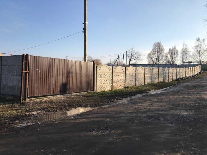 Майновий комплекс в Здолбунові, р-н Старомильська - фото 1