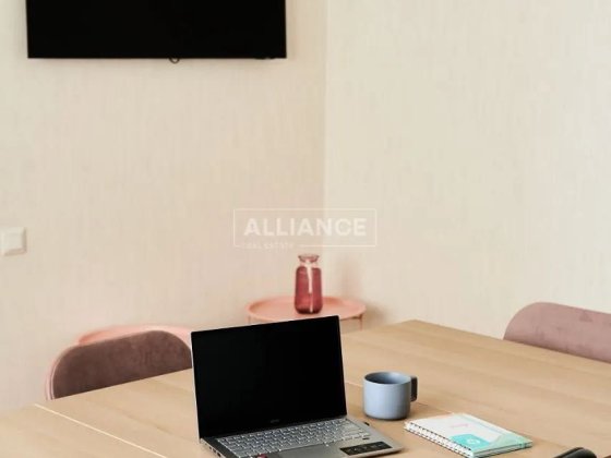 Продаж діючого офісного центру у центрі Калуша. Калуш