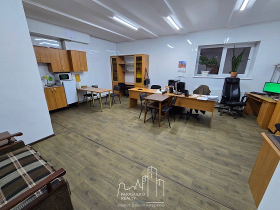 Продам комерційне приміщення поруч з центром! Каменец-Подольский