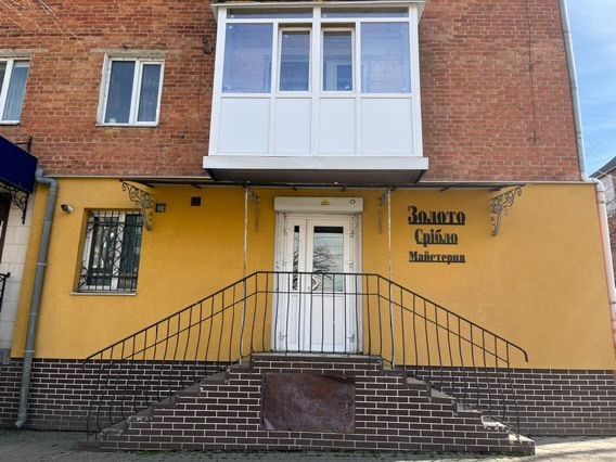 Комерційне приміщення в центрі міста - фото 1