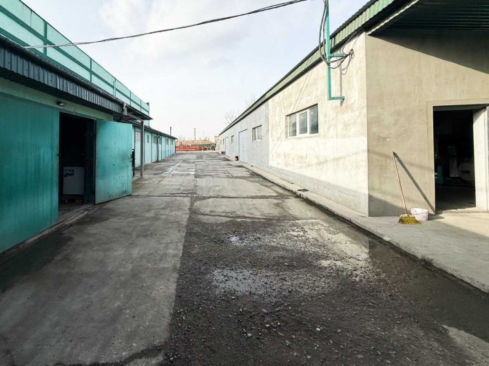 Продам виробничо-складське приміщення в м.Калуш з укриттям 983м2 - фото 1