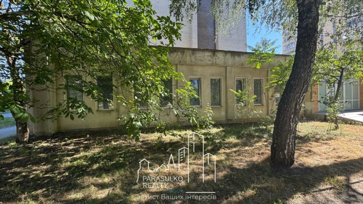 Продам ліквідне приміщення на мікрорайоні - фото 1