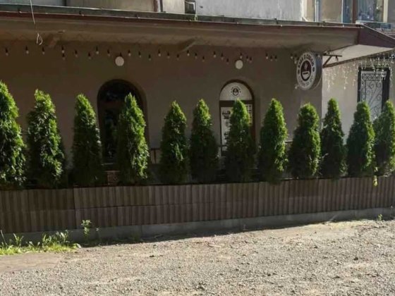 комерційне приміщення+квартира Калуш