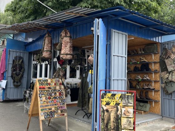 Продаж кіоску/ Оренда до продажу на центральному ринку Каменец-Подольский