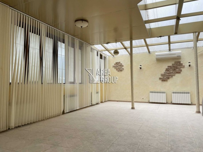 Продаж комерційне приміщення в центрі міста. - фото 1