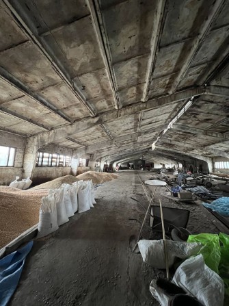 Продам приміщення колишніх корівників під склади/виробництво - фото 1