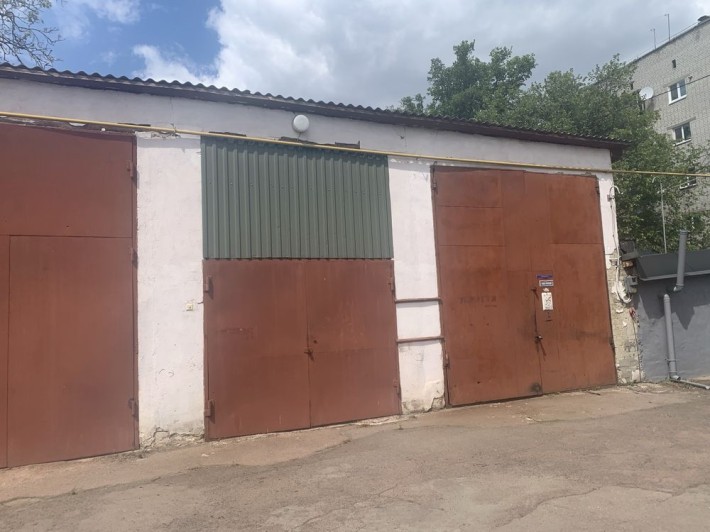 Продаються  комплекс гаражів в ЦЕНТРІ - фото 1