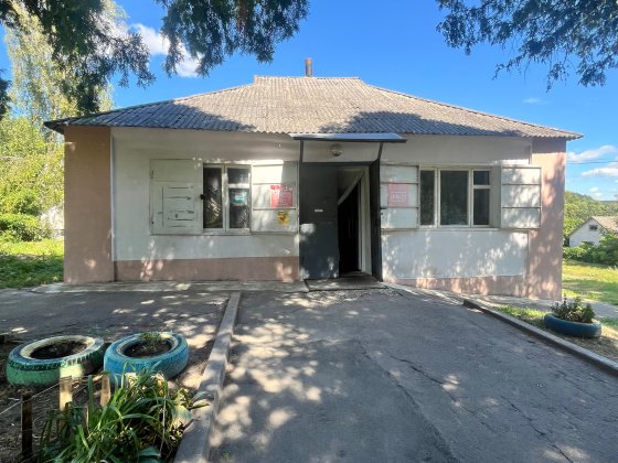 Магазин по вул. Київська Лубны