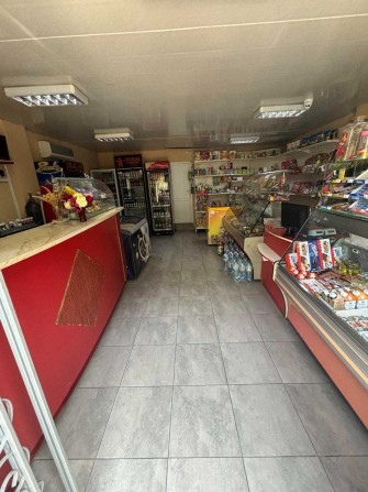 Пропонуємо до продажу двоповерхове комерційне приміщення - фото 1