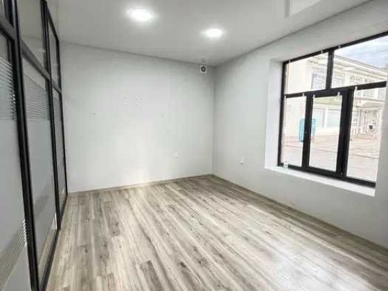 Продається комерційне приміщення Мукачеве