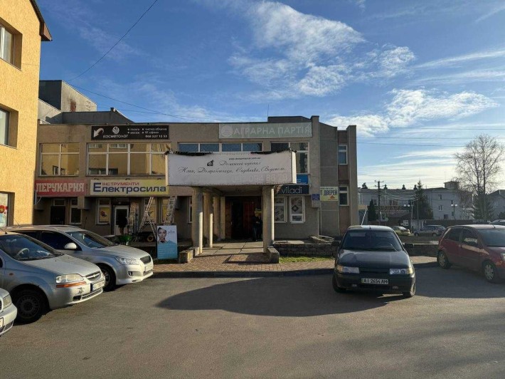Продаж комерційної нерухомості м. Обухів , вул. Каштанова 6 - фото 1