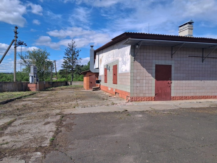 Ковбасний-рибний цех - фото 1
