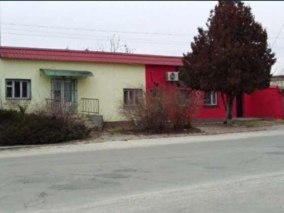 Продаж будівлі  частинами Славута