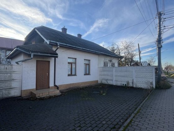 Продається нежитлове приміщення в Стрий Стрий