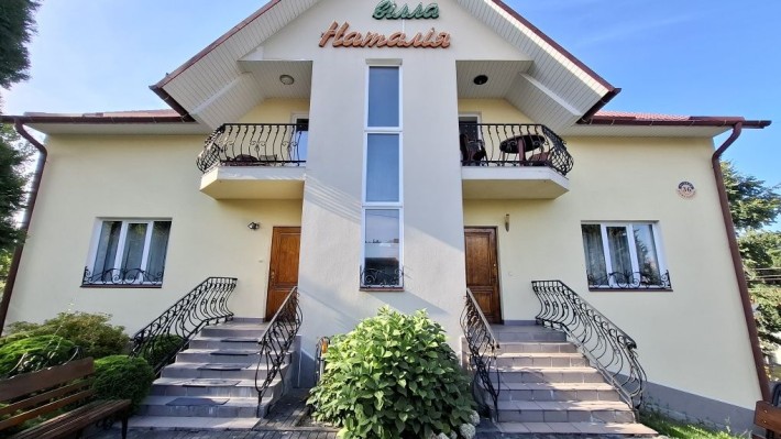 Готель В Трускавці по вул.Роксолани - фото 1