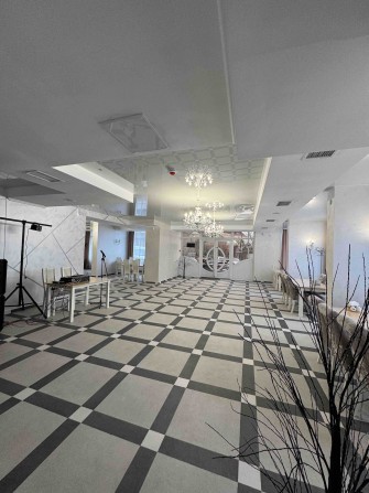 Продаж приміщення м. Трускавець, вул. Довбуша, 15 - фото 1