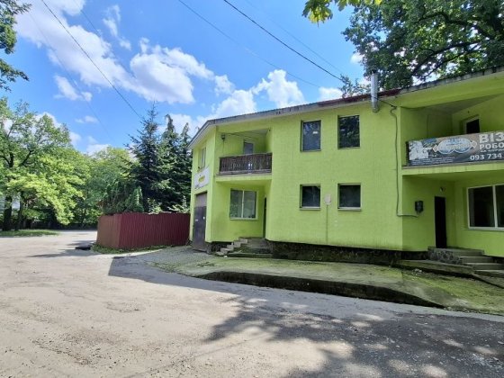 Міні Готель + Автомийка Трускавець