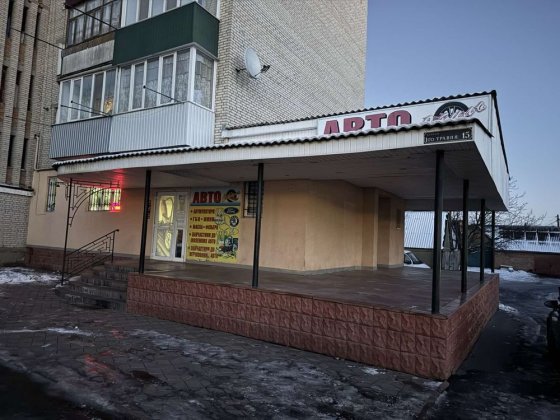 Комерційне приміщення Хмельник