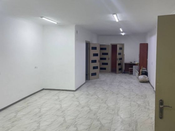 Найдешевша ціна на ринку. 81 мкв Без комісії! Продаж приміщення Хмельницький