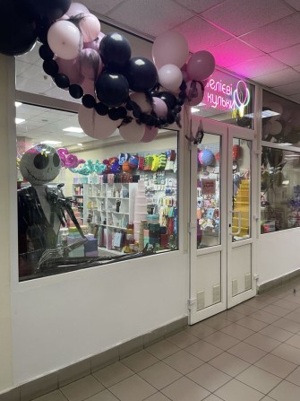 Продам магазин в торговому центрі - фото 1