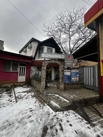 Продається медичний центр у Хусті - фото 1