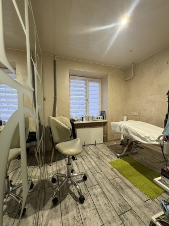 Продаж комерційного приміщення 44,7 м.кв. м. Шептицький - фото 1