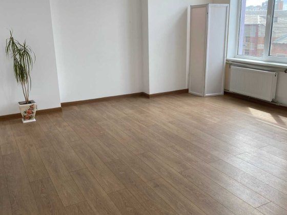 Продаж офісу БЦ Лакшері. Світло 24/7 Хмельницький