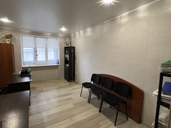 вул.Озерна Двоповерхове приміщення 117м2 свій вхід Хмельницький