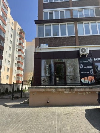 Продаж фасадного приміщення для будь-якого бізнесу - фото 1