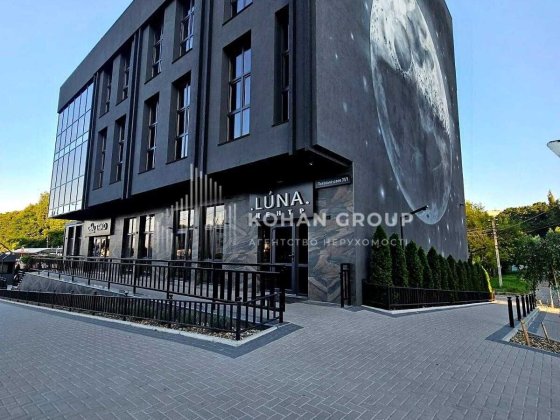 Продаж фасадного комерційного приміщення 268,5 м² | 2–3 поверхи | Хмельницкий