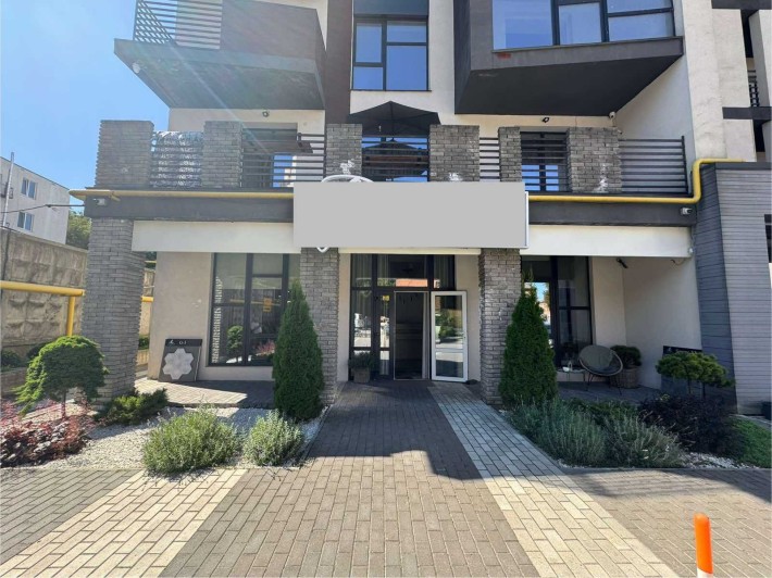 Продаж комерційного приміщення в центрі ЖК Перлина Проскурова - фото 1