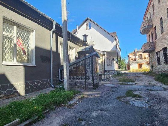 Продаж комерційного приміщення 93м2, Центр