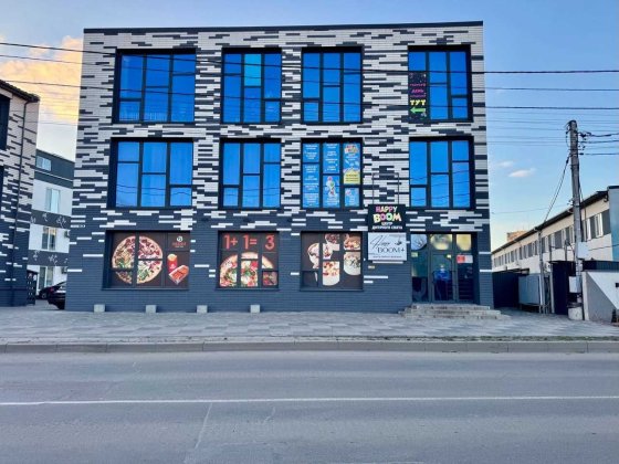 Продається ОКРЕМА Стояча будівля 240 кв.м в ЦЕНТРІ м.Бориспіль Борисполь