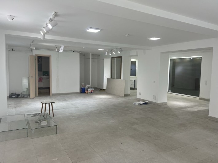 Продам. 0% комісія.  Вокзальна вул. Олеся Гончара., 12 кВт. - фото 1