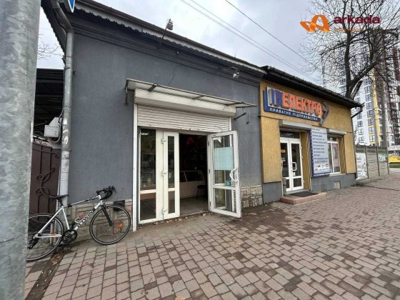 Продам приміщення по вулиці Незалежності перша лінія! Івано-Франківськ