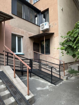 Комерційне приміщення 13 кв.м ЖК Вишневий квартал - фото 1