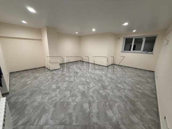 Комерційне приміщення з ремонтом 167м2 в ЖК Акварелі 1 Вишневе