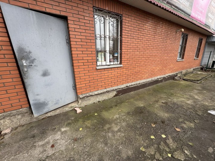 390 м в районі Россави. - фото 1